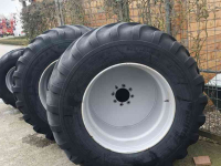 Roues, Pneus, Jantes, Barillets Jumelage BKT 650/45R22.5 en 800/45-30.5