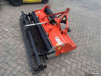 Fraise à rotation inversée Kubota TST 150 Overtopfrees