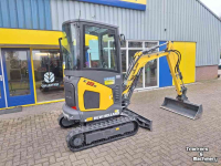 Mini pelleteuse New Holland E19D