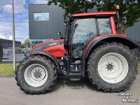 Tracteur Valtra N142