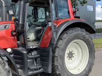 Tracteur Valtra N142