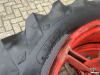 Roues, Pneus, Jantes, Barillets Jumelage Good Year 13.6-38 dubbellucht