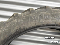Roues, Pneus, Jantes, Barillets Jumelage Alliance Set gebruikte Alliance banden 270/95R54