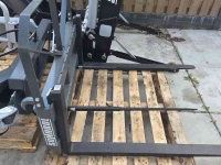 Godet de chargeur frontal Sonarol palet vork