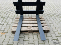 Chargeuse sur pneus VTM Palletbord met 409 aansluiting