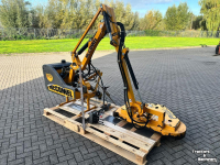 Bras avec faucheuse rotative McConnel PA32