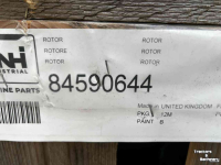 Moissonneuse batteuse New Holland Rotor New Holland CR Combine 22 inch Rechts 84591343/Links No:84590644