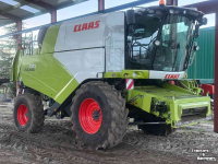 Moissonneuse batteuse Claas Tucano 570