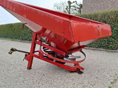 Distributeur d‘engrais Lely Gedragen kunstmeststrooier