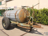 Tonneau de lisier Ipsa 2600 liter mesttank giertank vacuumtank waterwagen