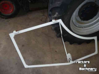 Pièces d‘occasion pour tracteurs Steyr deur frame steyr smalspoor