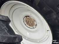 Roues, Pneus, Jantes, Barillets Jumelage Michelin Set Michelin (18.4R38) 460/85R38 en Trelleborg (14.9R28) 380/85R38 voor NewH T6.xxx