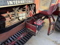 Relevage avant & Prise de force avant International universele fronthef, nu gemonteerd op een 956XL