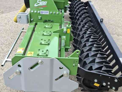 Herse rotative Celli Energy 300 kopeg met pakker-rol