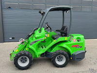 Chargeuse sur pneus Avant 528 mini-shovel