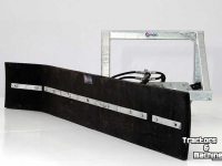 Rabot caoutchouc Qmac Rubber voerschuif Terex aanbouw