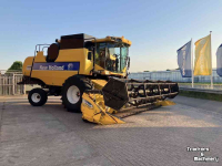 Moissonneuse batteuse New Holland CS6080