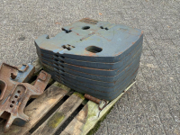 Poids frontaux New Holland G/70 Serie 8 x 110 KG Frontgewichten