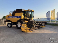 Moissonneuse batteuse New Holland CS6080