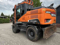 Pelles sur pneus Doosan Develon DX140W-7