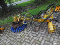Désherbeuse à brosse rotative  burtec onkruidborstel