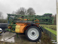 Pulvérisateur trainé Amazone UX 4200 super