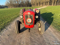 Tracteurs anciens Massey Ferguson 35 Diesel