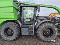 Tracteur JCB Fastrac 4220 met container