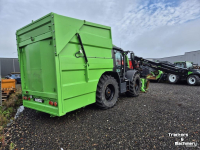 Tracteur JCB Fastrac 4220 met container