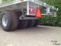 Remorque Heuvelmans balenwagens met multiwheel as