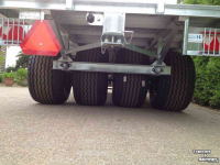 Remorque Heuvelmans balenwagens met multiwheel as