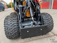 Chargeuse sur pneus Giant SK 252 D Skidster diesel stage V