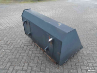 Chargeur frontal  Volumebak 150 cm   euro aansluiting