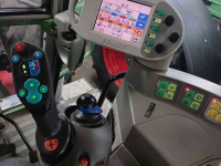 Tracteur Fendt 820 vario tms