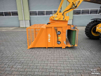 Distributeur de paille pour des logettes Flingk Stroverdeler Flinck SVV 1250 met transportband
