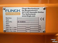 Distributeur de paille pour des logettes Flingk Stroverdeler Flinck SVV 1250 met transportband