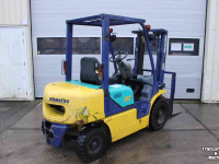 Chariot élévateur Komatsu FD20T-12 heftruck forklift gabelstapler diesel