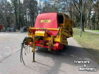 Combinaison faucheuse-aspirateur STH P1805