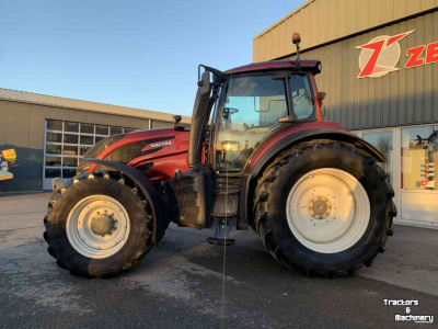 Tracteur Valtra T174 Versu
