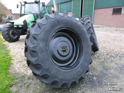 Roues, Pneus, Jantes, Barillets Jumelage BKT 460/85x38