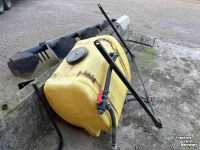 Billonneur  Vloeistof tank met aanaarder