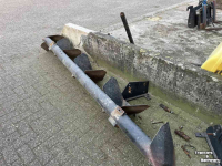 Billonneur  Vloeistof tank met aanaarder