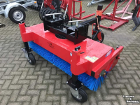 Désherbeuse à brosse rotative M-Sweep HSTV600