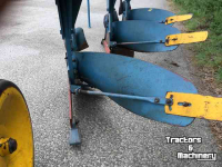 Charrues Overum wentelploeg V308F