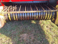 Presses New Holland 276 hayliner balenpers hooipers pers stropers