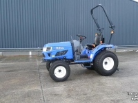 Tracteur Iseki TM3267E .