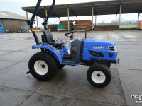 Tracteur Iseki TM3267E .