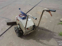 Rabots à lisier Limpar Roosterschuif SP94 Accu mestschuif elektrisch Accu 24 Volt