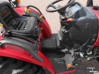 Tracteur pour vignes et vergers Shibaura st 330