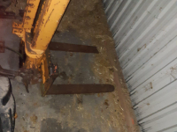 Elévateur  Hefmast met pallet lepels
